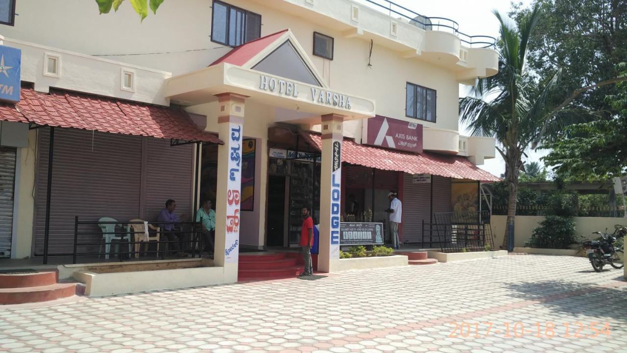 Hotel Varsha Hampi Exterior foto